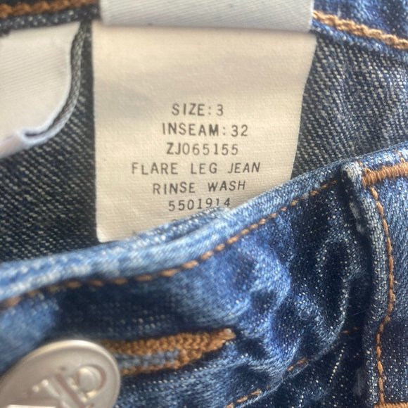 Calvin Klein Shorts Denim Womens 3 Cutoff Distressed Medium Wash - Picture 5 of 7